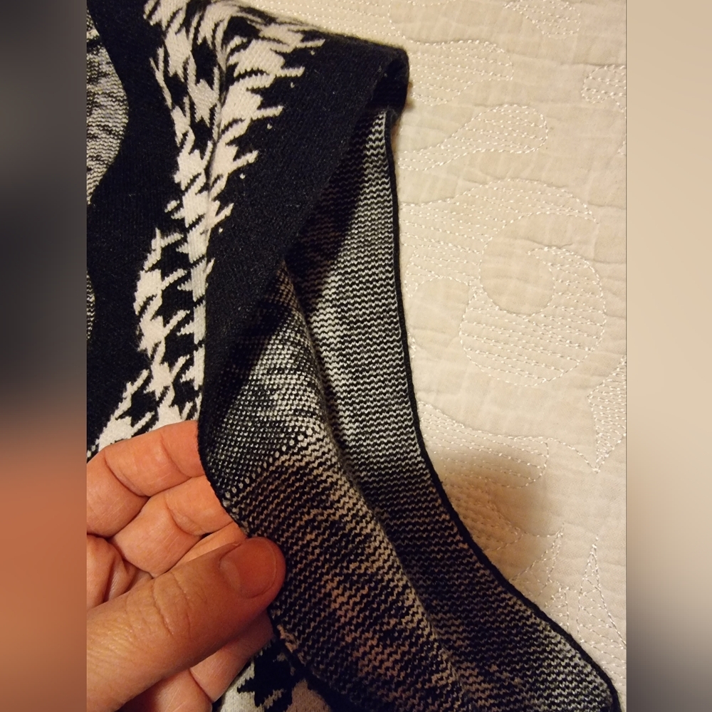Shein houndstooth sweater vest - Picture 6 of 8